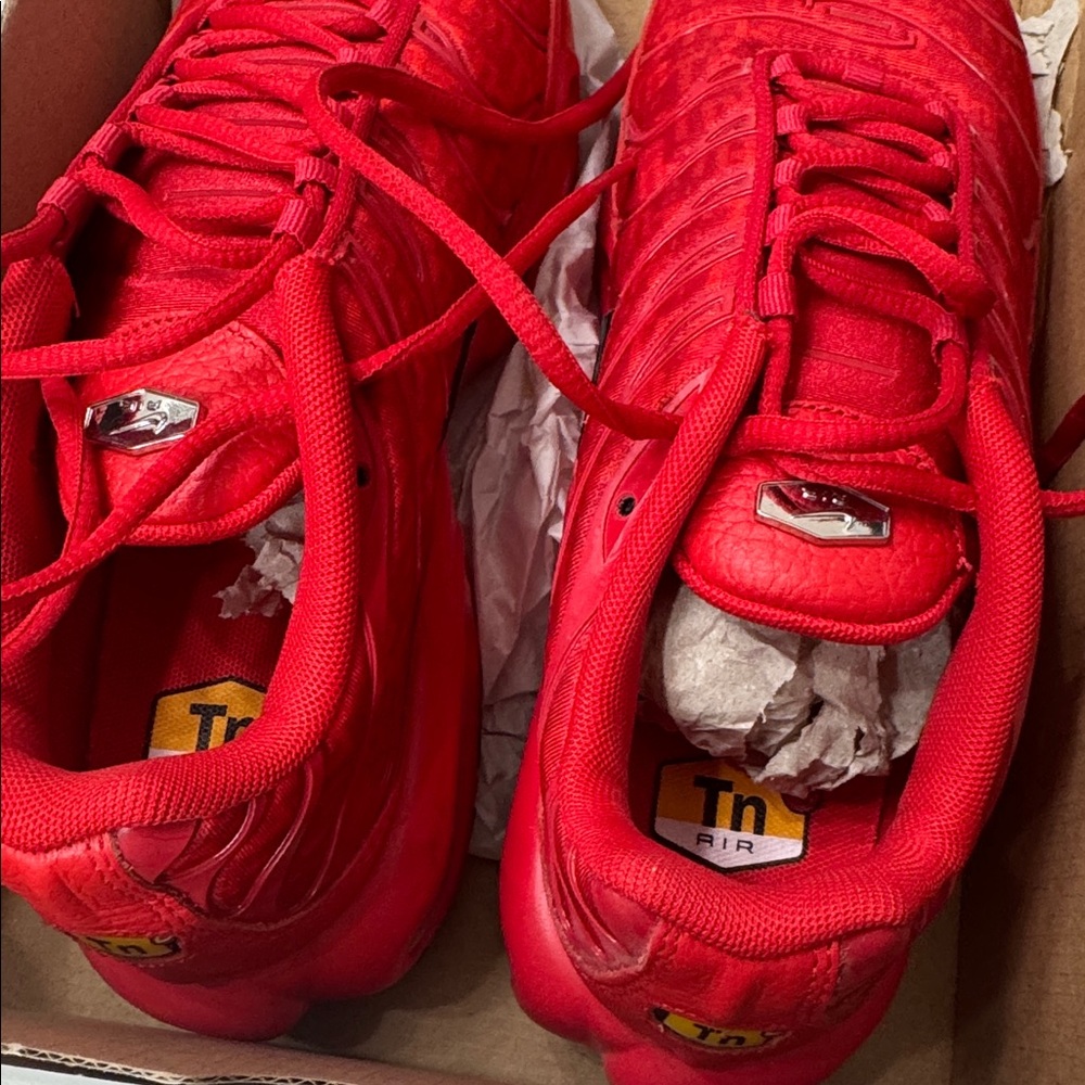 Air max plus - Picture 3 of 10